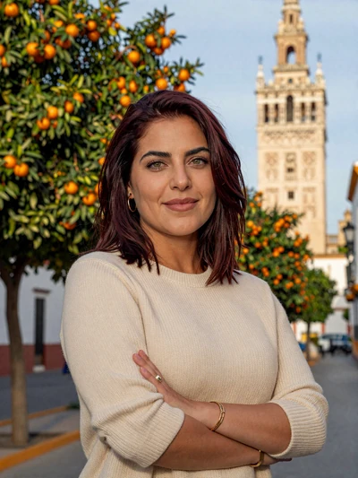 Isabel, 34, Spanish woman near Seville Giralda - verified European single on Cdleusa