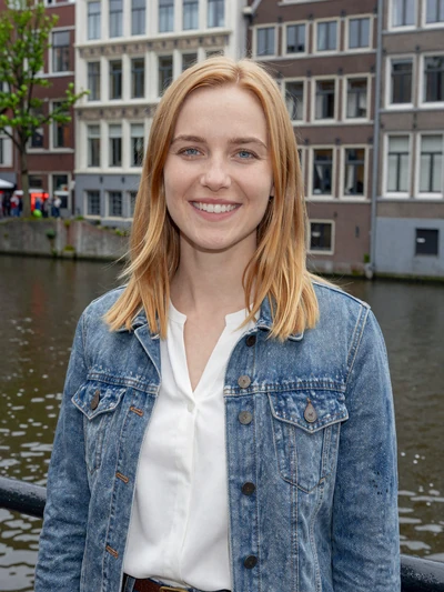 Lotte, 33, Flemish woman in Antwerp - verified Belgian single on Cdleusa dating site